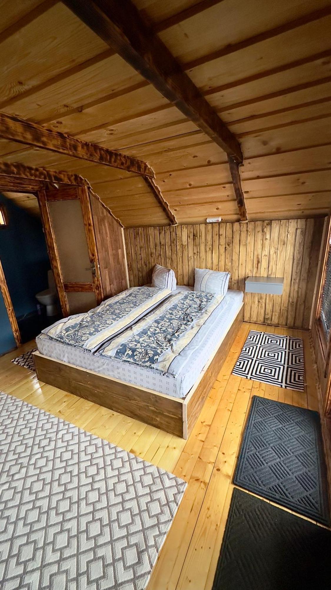 Vip-Domyk Rachiv Buitenkant foto